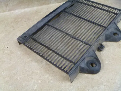 Triumph TROPHY 1200 Used Radiator Cover Grill 2003 RB RB5