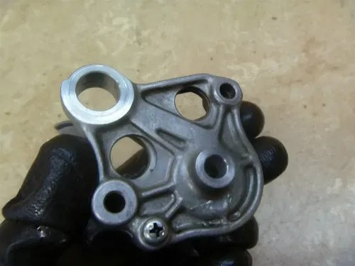 Honda 250 XR XR250-R XR250-R Used Engine Oil Pump 1982 HB211