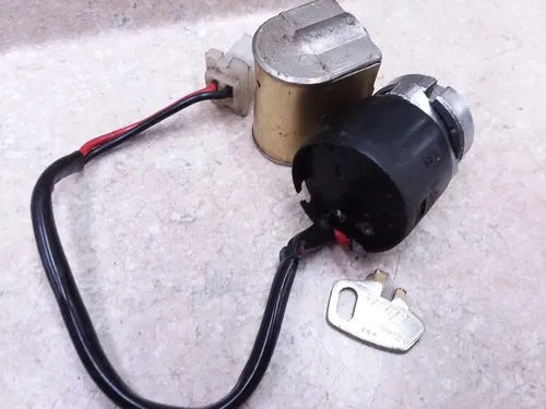 Honda 90 Scrambler CL90 Ignition Switch Steering Lock BROKE DAMAGE 1968 ANX-C7