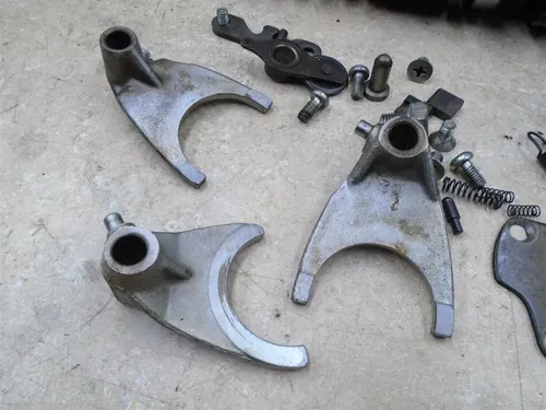 Suzuki 850 GS GS850-L GS850L Engine Transmission Shift forks 1981 SB138