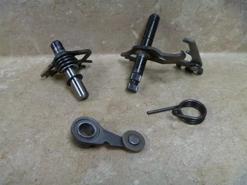 Yamaha 650 XJ TURBO XJ650-L-J Used Engine Shift Shaft Assembly #YB28 Vintage