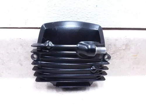 Yamaha 225 XT XT225 Engine Outer Cylinder Head Cover 2003 ANX-C45