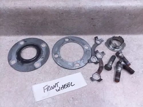 Kawasaki 400 KZ KZ400 (KZ400B) Front Wheel Hub Hardware 1979 VTG ANX-B155