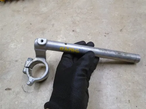 Suzuki 650 SV SV650 Right Handlebar 1999 SB145