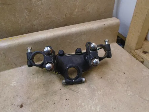 Kawasaki 305 KZ CSR KZ305 Top Triple Clamp 1982 KB146