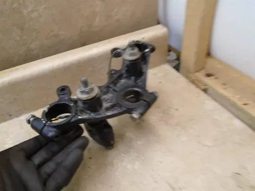 Kawasaki 305 KZ CSR KZ305 Top Triple Clamp 1982 KB146