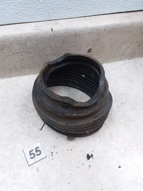 Suzuki 850 GS850-GL Cracking Swingarm Boot Cover 1981 1982 #55 ANX C50