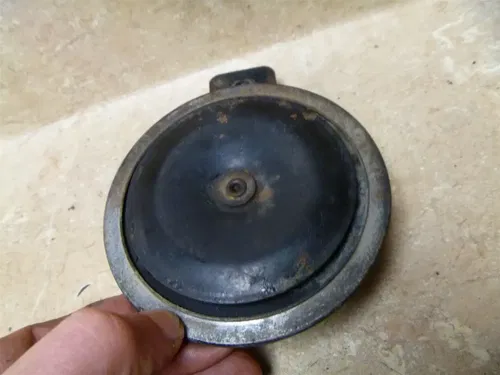Honda 650 CB CUSTOM CB650 Used Horn 1981 Vintage HB127