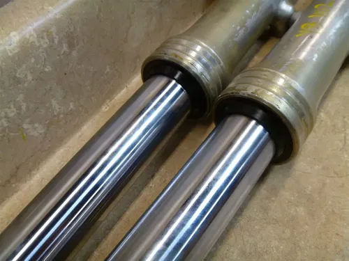 Yamaha 550 XZ VISION XZ550 Used Front Forks Pair Set 1982 YB102
