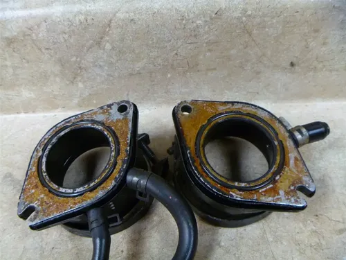 Yamaha 700 VIRAGO XV700-N Used Engine Carb Manifold Boot Set 1985 Vintage YB69
