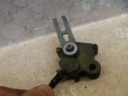 Kawasaki ZR7 ZR750 ZR 750 F Used Kick Side Stand Switch 2000 KB61