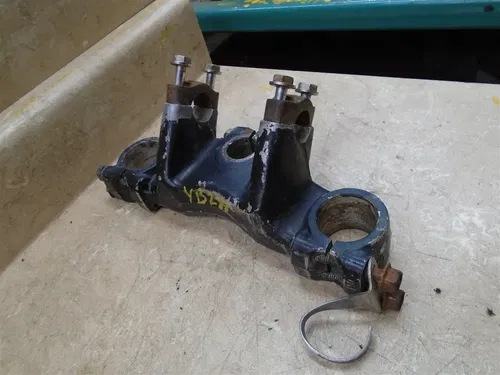 Yamaha 125 YZ YZ125-E Triple Clamp 1978 YB288
