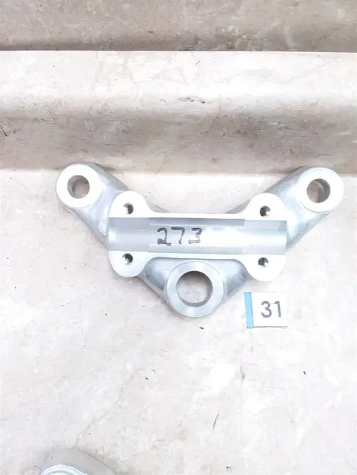 Honda CL72 CL77 NOS Top Triple Clamp Bridge 1960s #31 ARP ANX E1