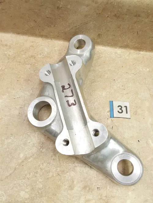 Honda CL72 CL77 NOS Top Triple Clamp Bridge 1960s #31 ARP ANX E1