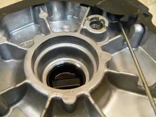 Yamaha 125 YFM GRIZZLY YFM125-S Engine Right Crankcase Cover  2004 YB56