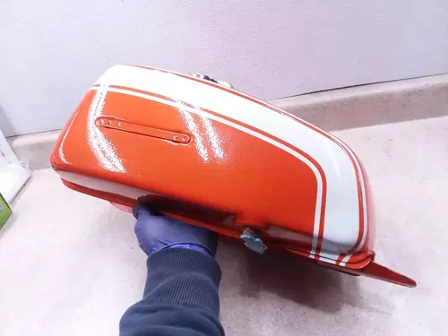 Suzuki 250 GT GT250 OEM Repainted Gas Fuel Tank 1973 VTG ANX-A51 #77