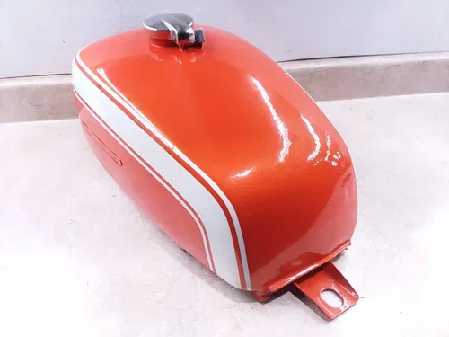 Suzuki 250 GT GT250 OEM Repainted Gas Fuel Tank 1973 VTG ANX-A51 #77