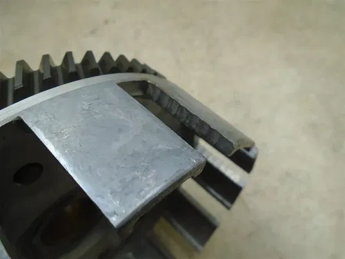 Honda 250 MT ELSINORE MT250-K1 Engine Clutch Basket 1975 GP HB422