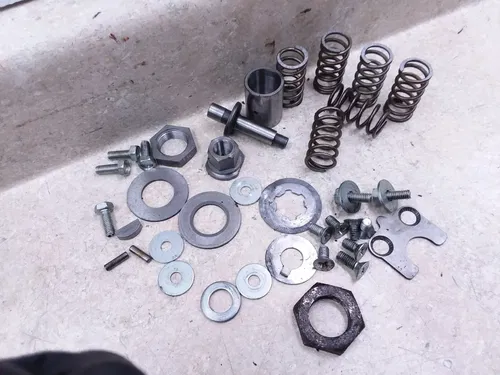 Suzuki T350 Twin 350 Rebel Engine Clutch Springs & Misc Parts Lot 1972 ANX-C