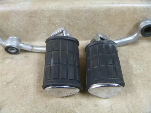 Yamaha 920 XV VIRAGO XV920-K Used Front Footpegs Set 1983 Vintage YB90