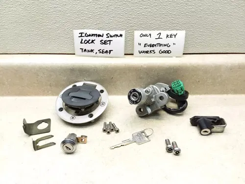 2006 Suzuki V-Strom DL-1000 Ignition Switch & Key Lock Set Tank Cap & Seat PJ-12