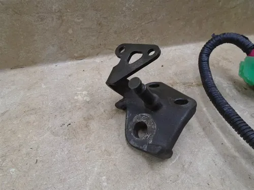 Suzuki 650 SV SV650 Kick Side Stand Bracket 1999 SB145