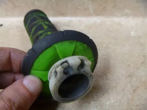 Kawasaki 600 ZX NINJA ZX6R ZX600-F Used Throttle Tube 1995 KB56
