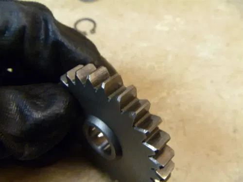 Yamaha 100 DT ENDURO DT100-B Used Engine Kickstarter Idle Gear 1975 YB120