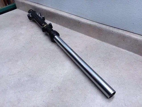Kawasaki 550 GPZ KZ KZ550-D GP-Z GPz550 LEFT Front Fork 1981 ANX-C49