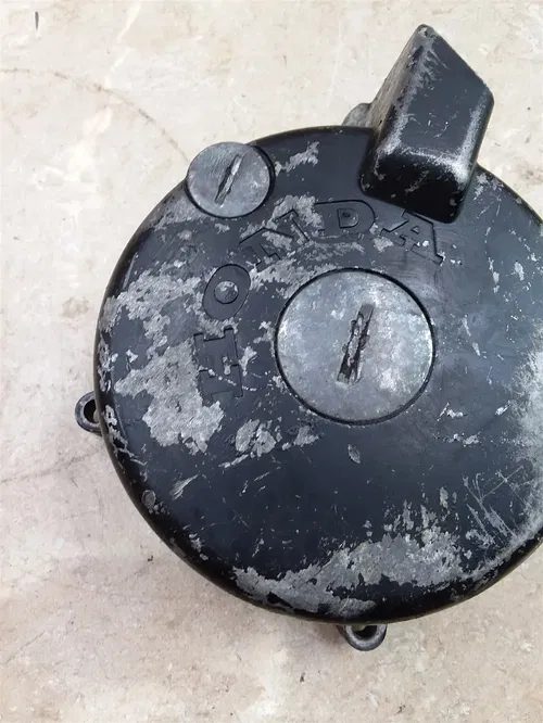Honda 200 XR200-R RFVC Engine Generator Stator Cover 1985 ARP #24 E27