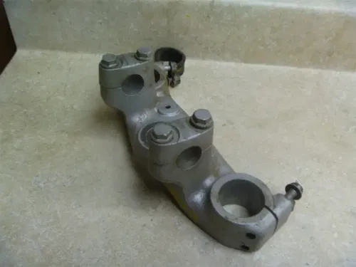 Honda 250 XR XR250-R XR250-R Used Top Triple Clamp 1982 HB211
