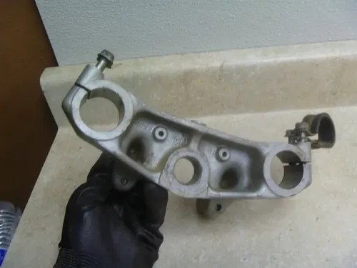 Honda 250 XR XR250-R XR250-R Used Top Triple Clamp 1982 HB211