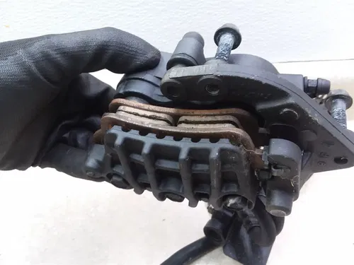 Honda CBR1100-XX Blackbird Right Front brake Caliper 2000 #91 ANX B154