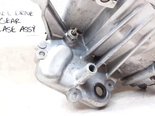 1982 Kawasaki KZ 750 KZ750-N Spectre Engine Bevel Drive Gear Case Assembly PJ-10