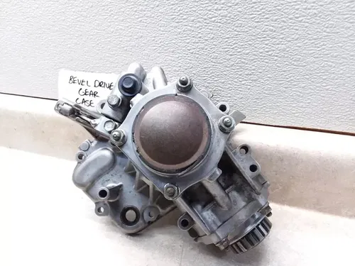 1982 Kawasaki KZ 750 KZ750-N Spectre Engine Bevel Drive Gear Case Assembly PJ-10