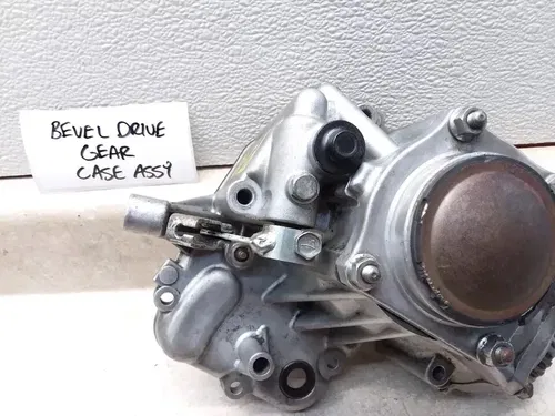 1982 Kawasaki KZ 750 KZ750-N Spectre Engine Bevel Drive Gear Case Assembly PJ-10