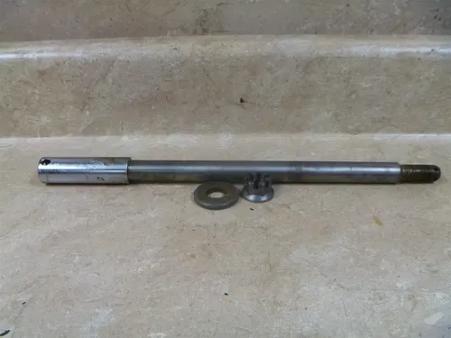 Yamaha 750 XJ SECA XJ750-J Used Rear Wheel Axle1982 YB61