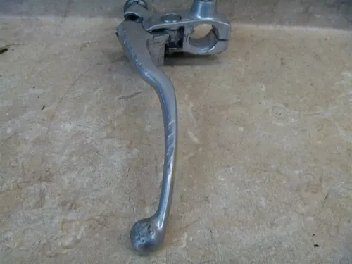 Suzuki 650 LS SAVAGE LS650 Used Left Handelbar Lever Perch 1998 SB35