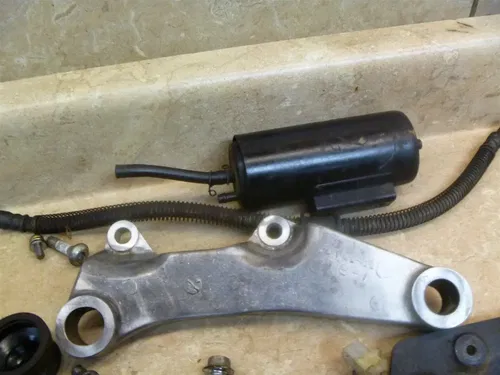 Yamaha 1300 XVZ VENTURE XVZ1300 XVZ13 Misc Frame Hardware 1988 YB48