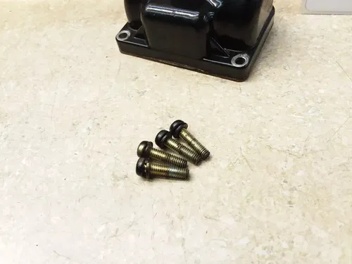 VTG 1974 Yamaha RD 350 RD350 Right Carburetor Float Bowl & Screws #2 PJ-18