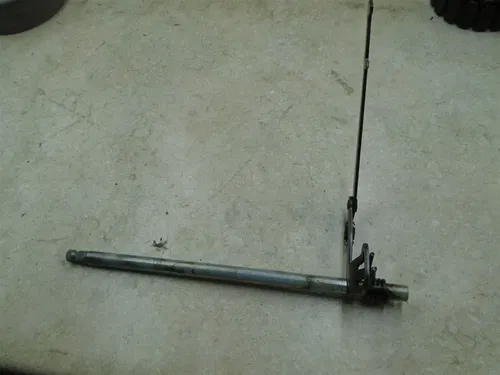 Honda 700 VF MAGNA VF700-C Engine Shift Shaft 1985 HB557