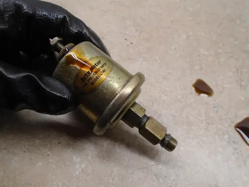 Kawasaki 1500 VN VULCAN NOMAD VN1500-G Engine Oil Meter Sensor 1999 KB89