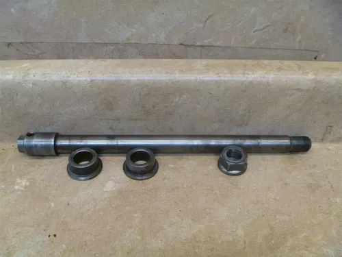 Honda 1200 GL GOLDWING ASPENCADE GL1200 Used Rear Wheel Axle 1985 HB129