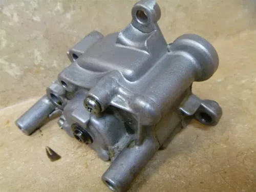 Honda 250 ATC BIG RED ATC250-ES ATC 250 ES Used Engine Oil Pump 1985 #HB58
