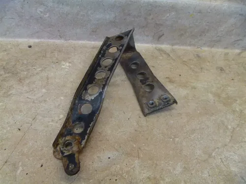 Yamaha 250 DT ENDURO DT250-A Used Rear Chain Guide 1974 Vintage YB112