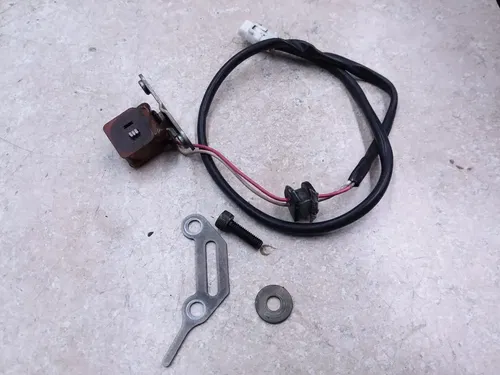 Yamaha 225 XT XT225 Engine Generator Pick-Up Pulser Unit 2003 ANX-C45