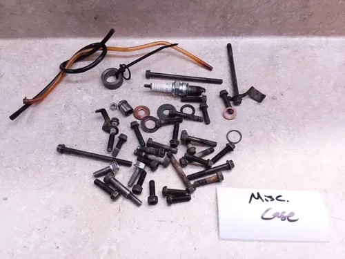 Yamaha 225 XT XT225 Engine Misc Case Bolts Lot 2003 ANX-C45