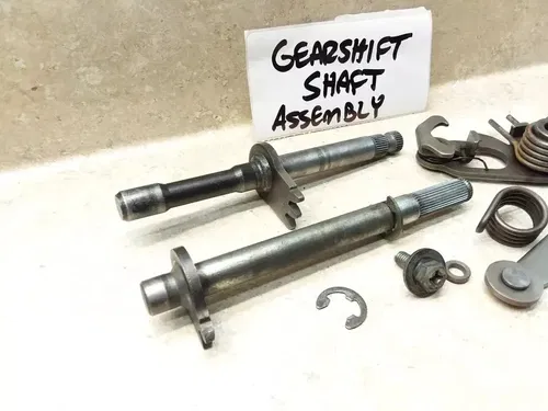 1984 Yamaha TT600 TT 600 Engine Gear Shift Spindle Shaft Hardware Lot PJ-3