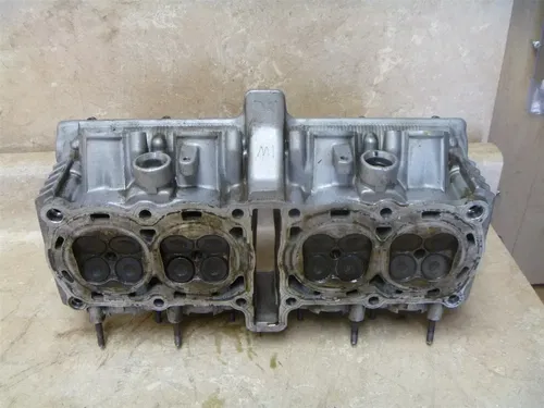 Yamaha 600 FZR FZR600 Used Engine Cylinder Head 1990 Vintage SM182
