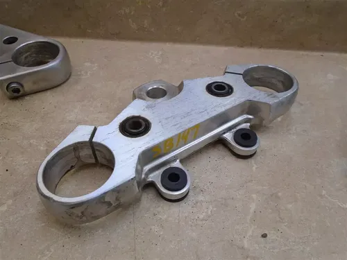 Suzuki 800 VZ VZ800 Marauder Top Triple Clamp 2001 SB147